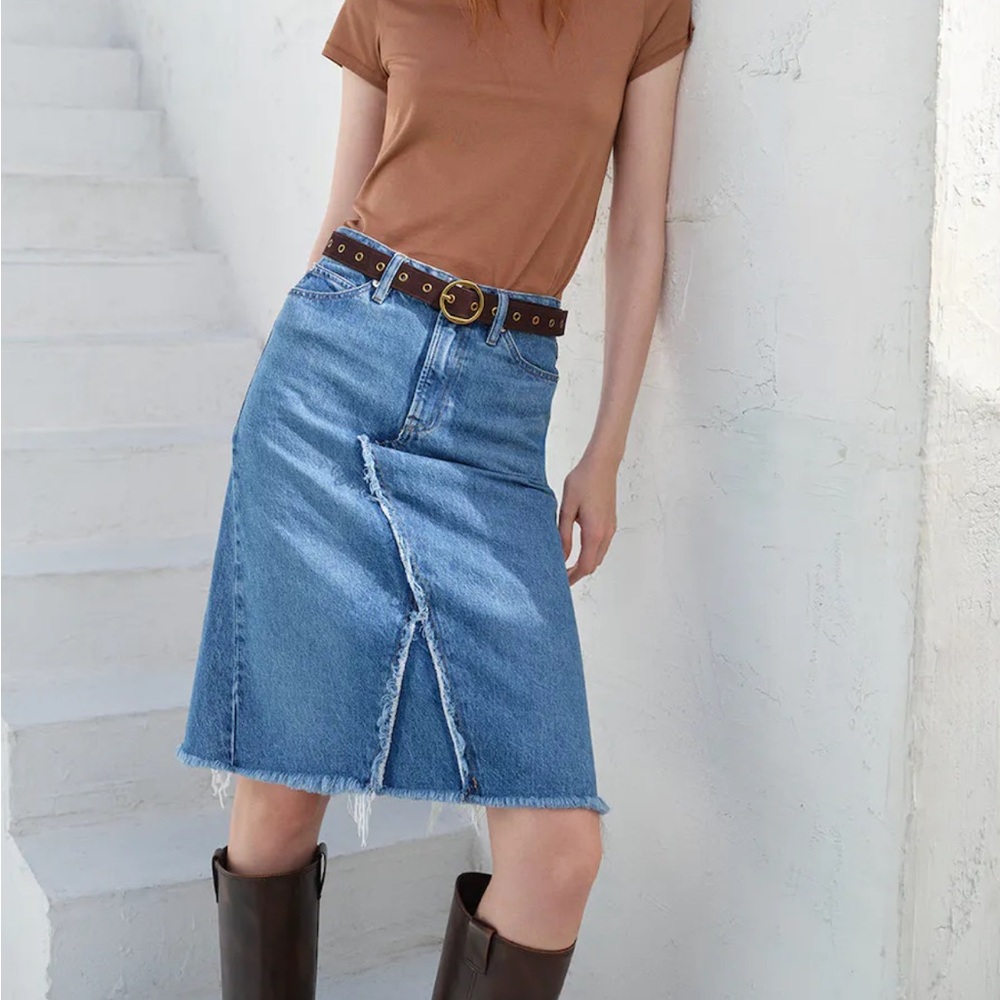FRAME Light Blue Denim Jeans - Size 29
